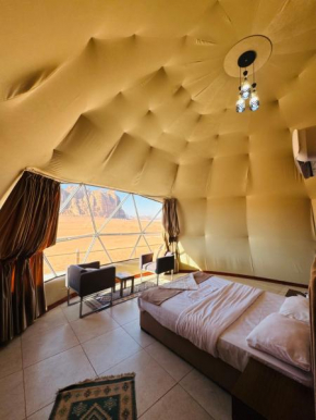 Rum moonlight luxury camp